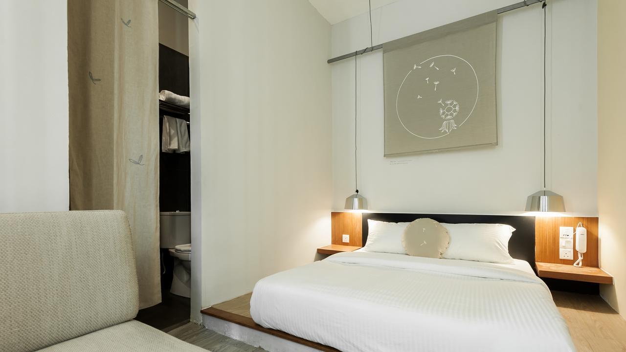 Bunk & Bilik Hotel Sri Petaling Kuala Lumpur Exterior foto